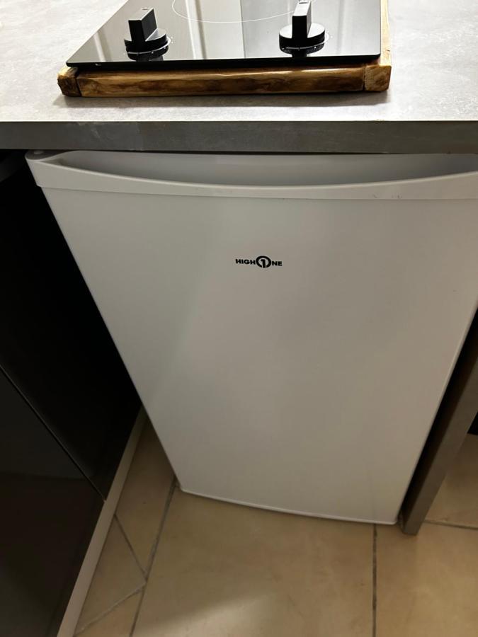Appartement 2 Chambres Brignoles Luaran gambar