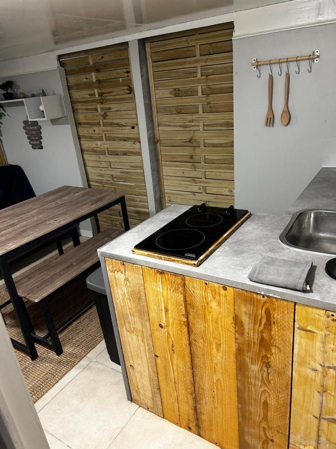Appartement 2 Chambres Brignoles Luaran gambar